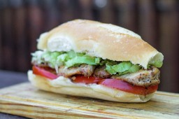Pollo especiado