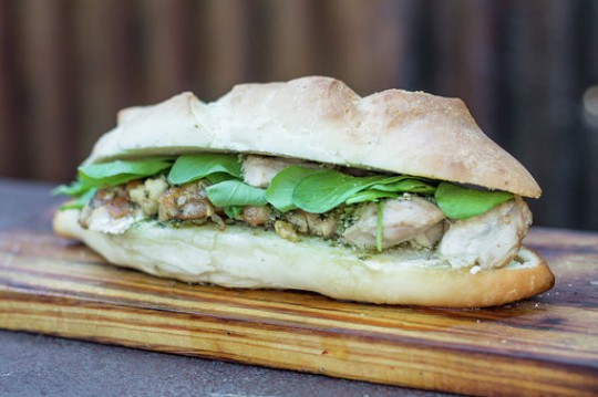 Pollo al pesto